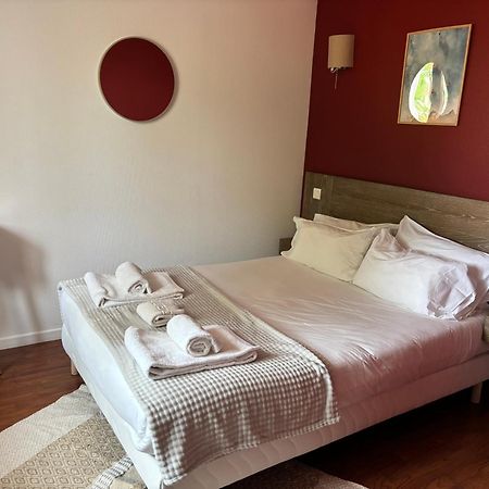 Hotel Le Boiate Ares Eksteriør billede